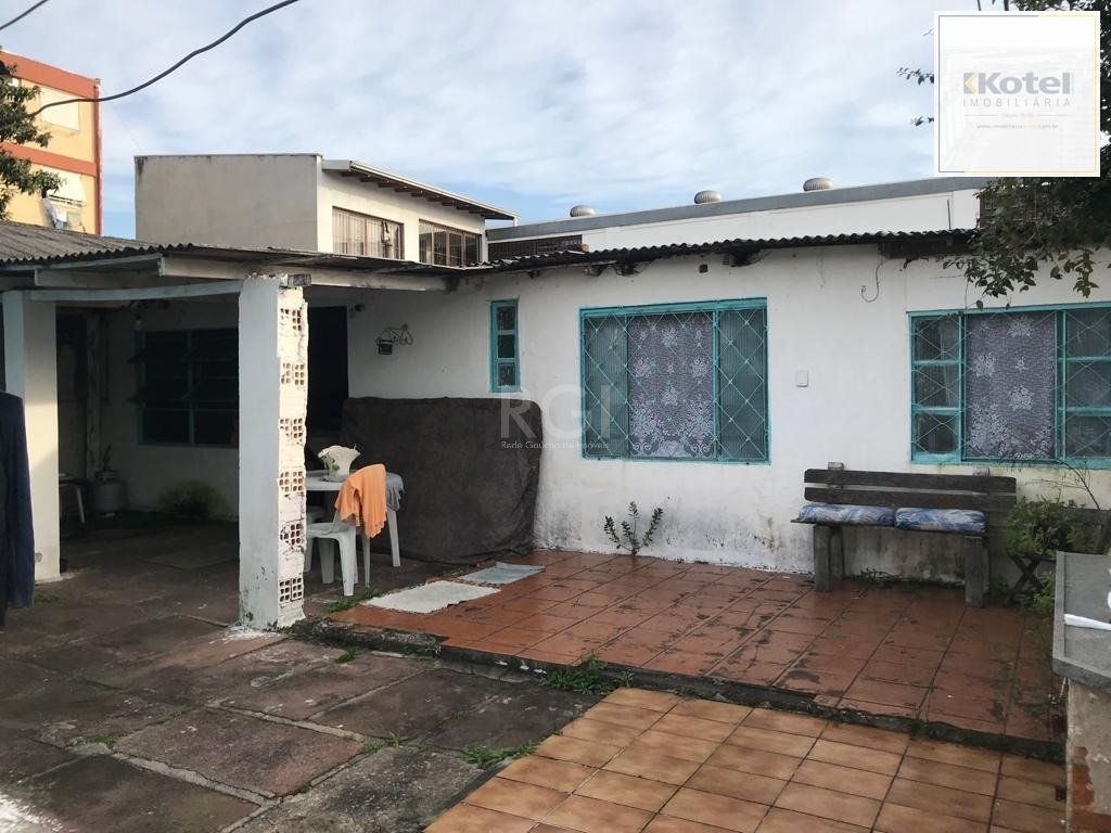 Casa no bairro Camaquã - 4 dormitórios — foto 4