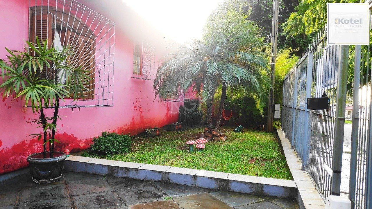 Casa para Venda - 138.87m², 3 dormitórios, sendo 1 suites, 4 vagas - Nova Cachoeirinha