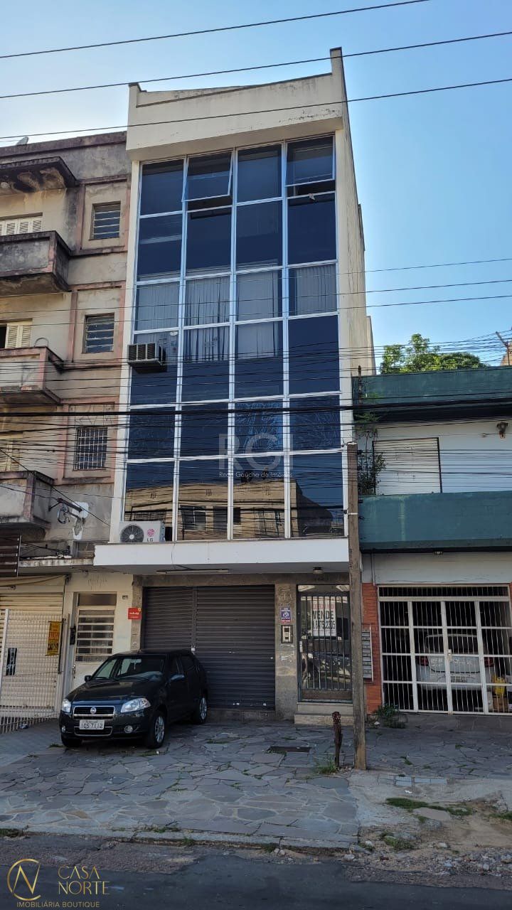 Sala Comercial à venda , 75m², Avenida Benjamin Constant no bairro São João em Porto Alegre