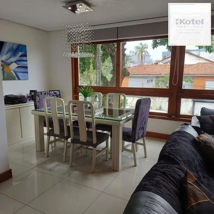 Sobrado com 3 dormitórios, terraço e espaço gourmet no São Sebastião – POA