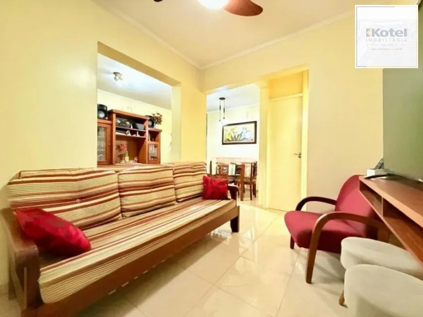 Apartamento com 3 dormitórios, sacada e churrasqueira. — foto 5