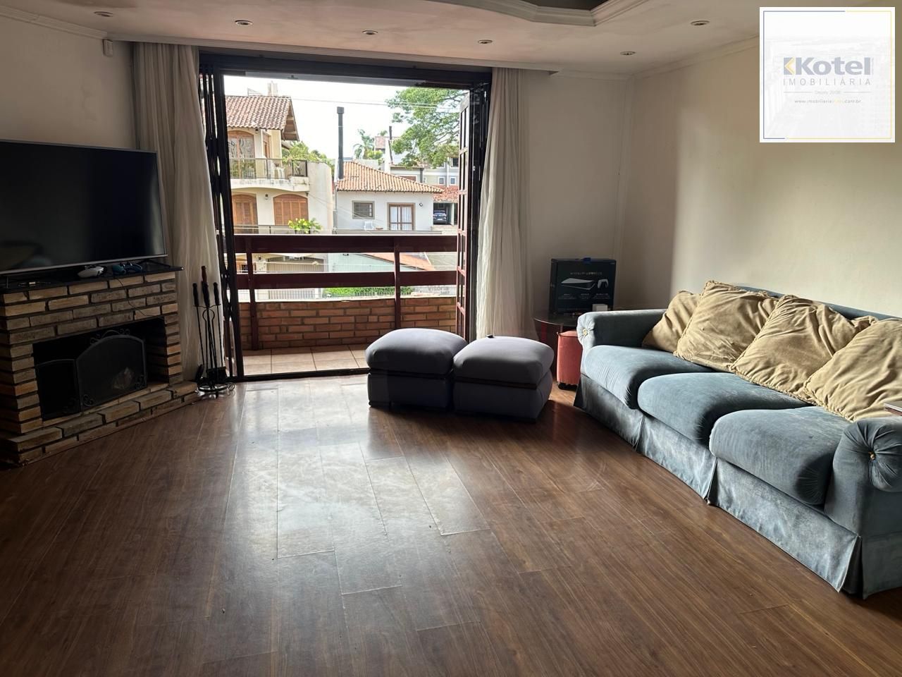 Casa com 03 quartos e 02 vagas de garagem — foto 4