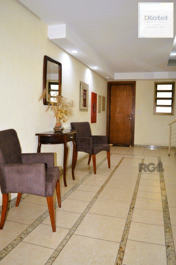 Excelente apto.2 dorm. com 1 suíte, churrasqueira e 1 vaga na Rua Olavo Bilac — foto 4