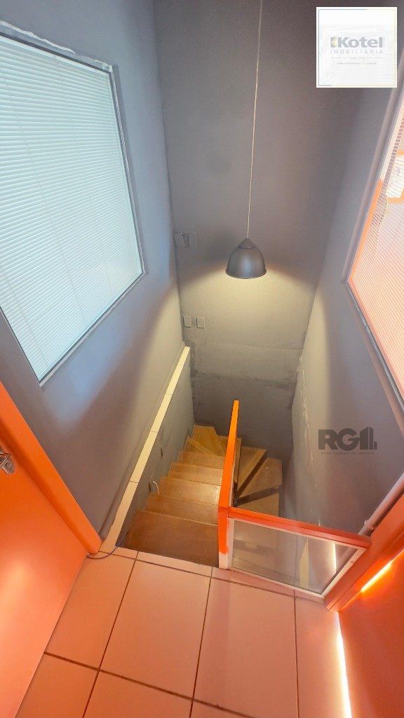 Sala Comercial à venda, 80m², Rio Branco - Porto Alegre