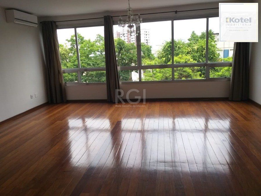 Apartamento para Venda - 130m², 3 dormitórios, sendo 1 suites, 2 vagas - Moinhos de Vento