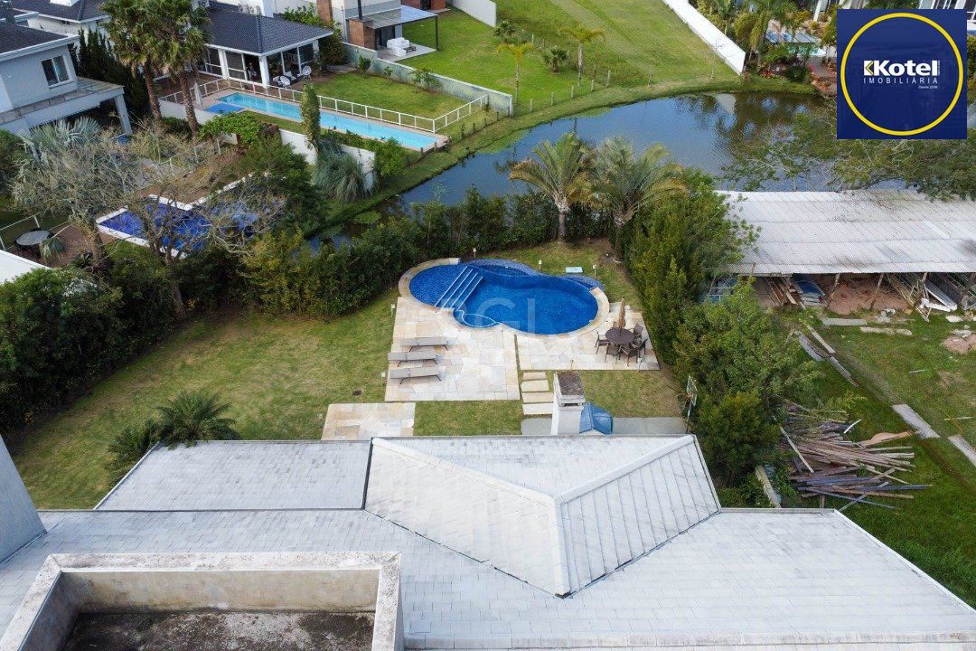 Casa Condominio para Venda - 587m², 4 dormitórios, sendo 4 suites, 10 vagas - Terra Ville