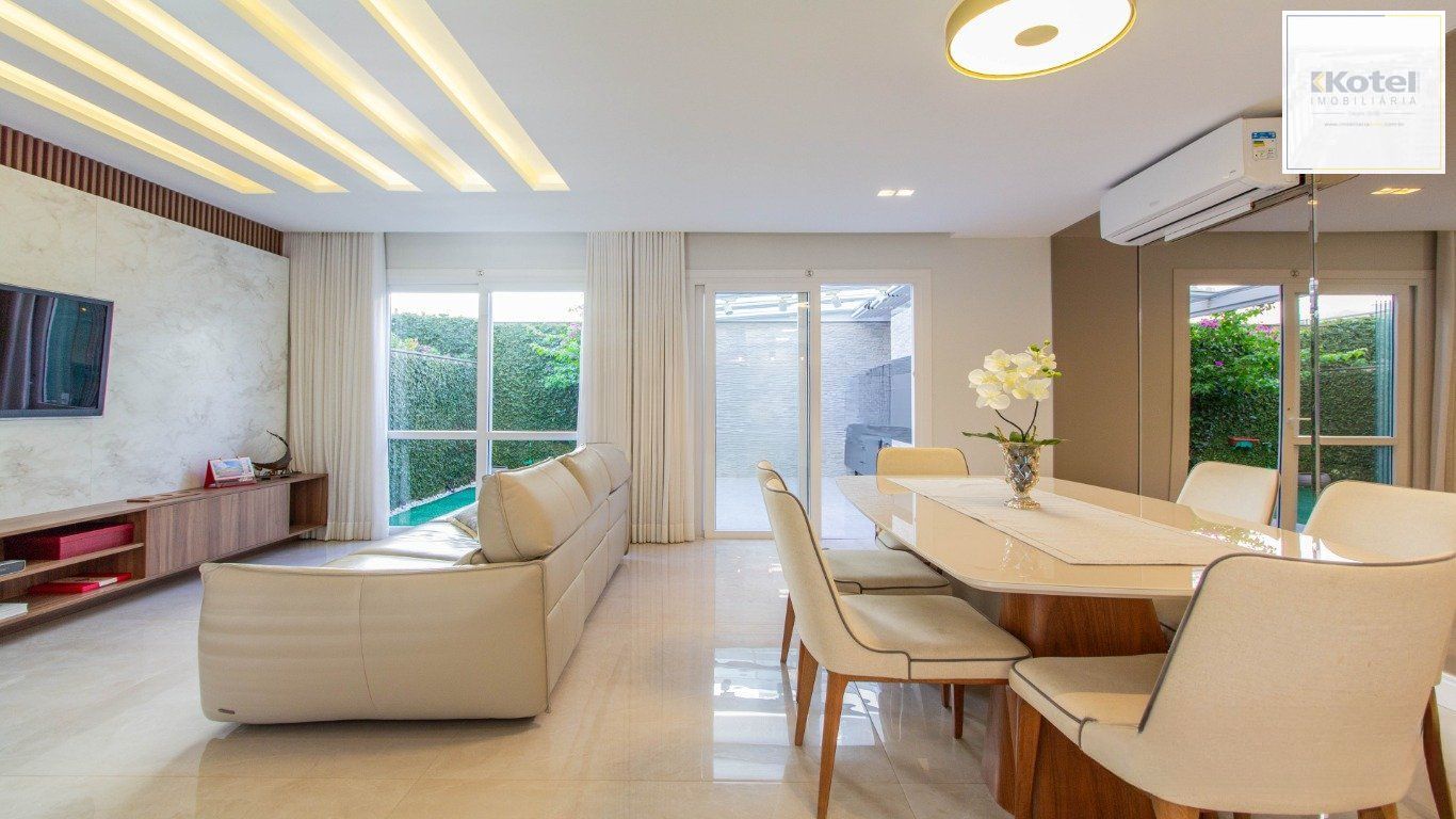 Casa em Condomínio com 3 quartos, 3 suítes, 2 vagas e 195m² no Jardim Carvalho. — foto 4