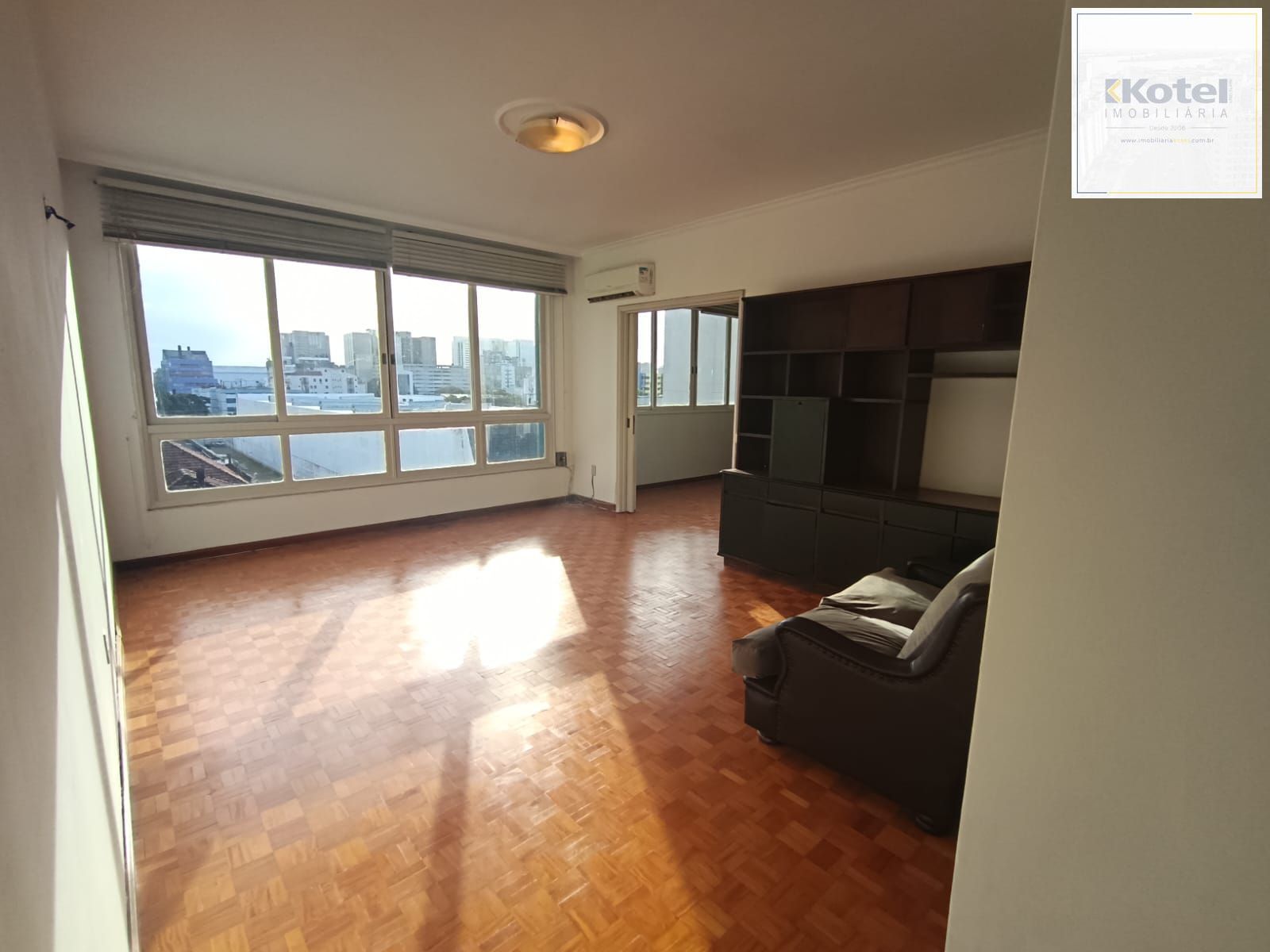 Apartamento, 3 quartos, à venda, 132 m², Menino Deus - Porto Alegre — foto 3