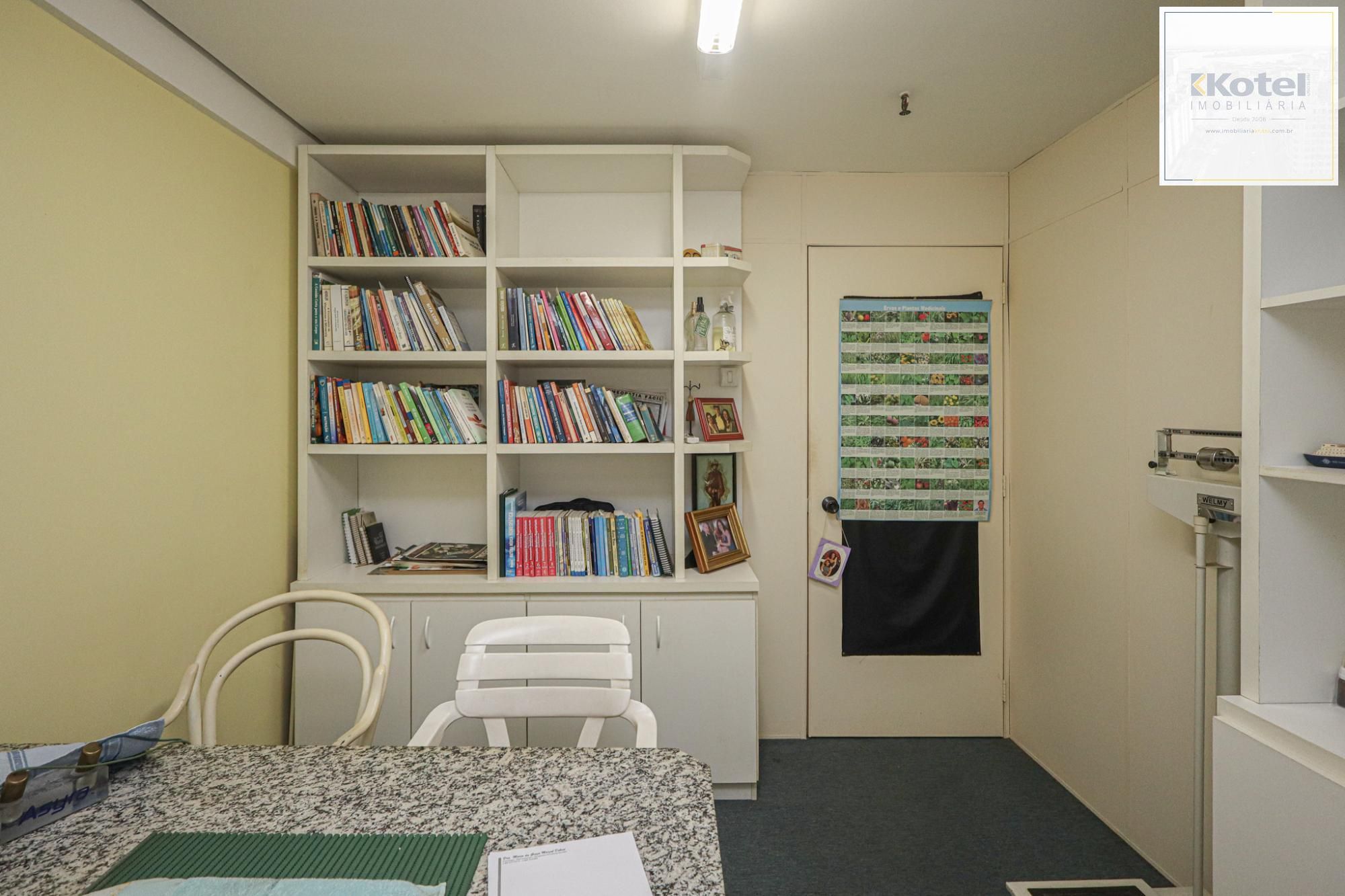 Sala comercial - com portaria / recepção e elevador semimobiliado