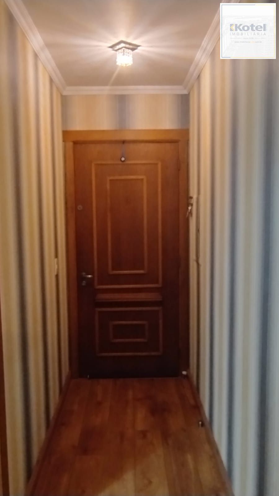 APARTAMENTO 3 DORMITORIOS , SENDO 1 SUÍTE, 2 VAGAS PARA CARRO COBERTAS, UNCO NO ANDAR, VILA IPIRANGA, PORTO ALEGRE/RS — foto 3