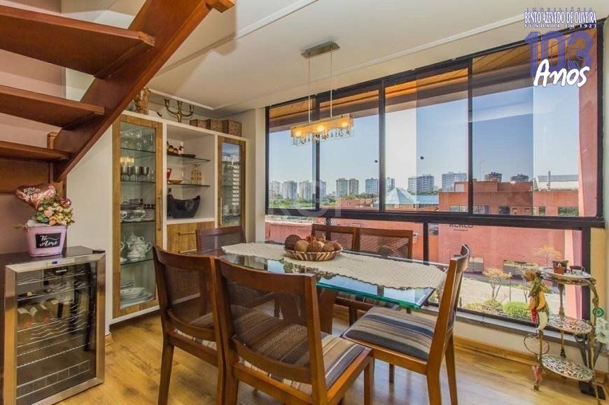 Cobertura, 3 quartos, 200 m² - Foto 1