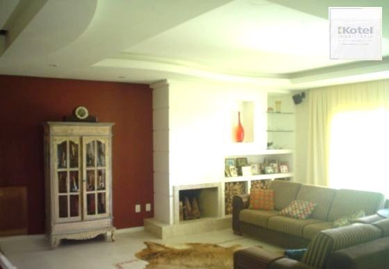 Casa sobrado no bairro Jardim Sabará de 3 dormitórios e 4 vagas