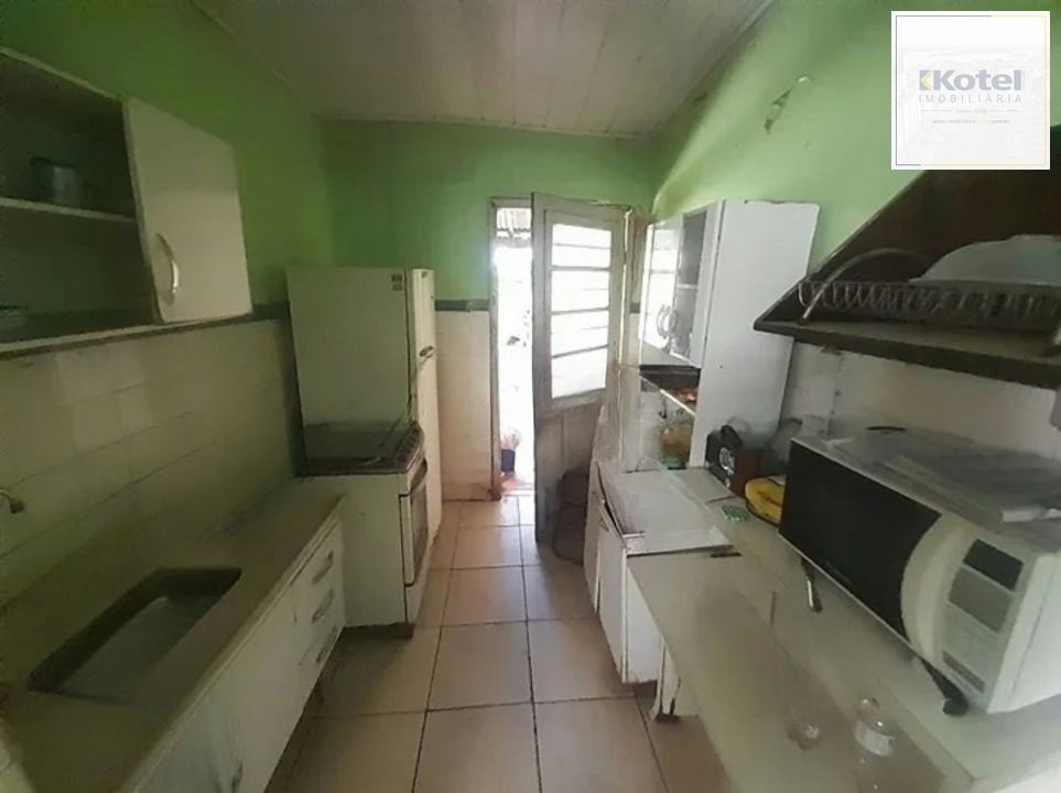 Casa com 3 quartos e 110m² à venda na Cidade Baixa, Porto Alegre.