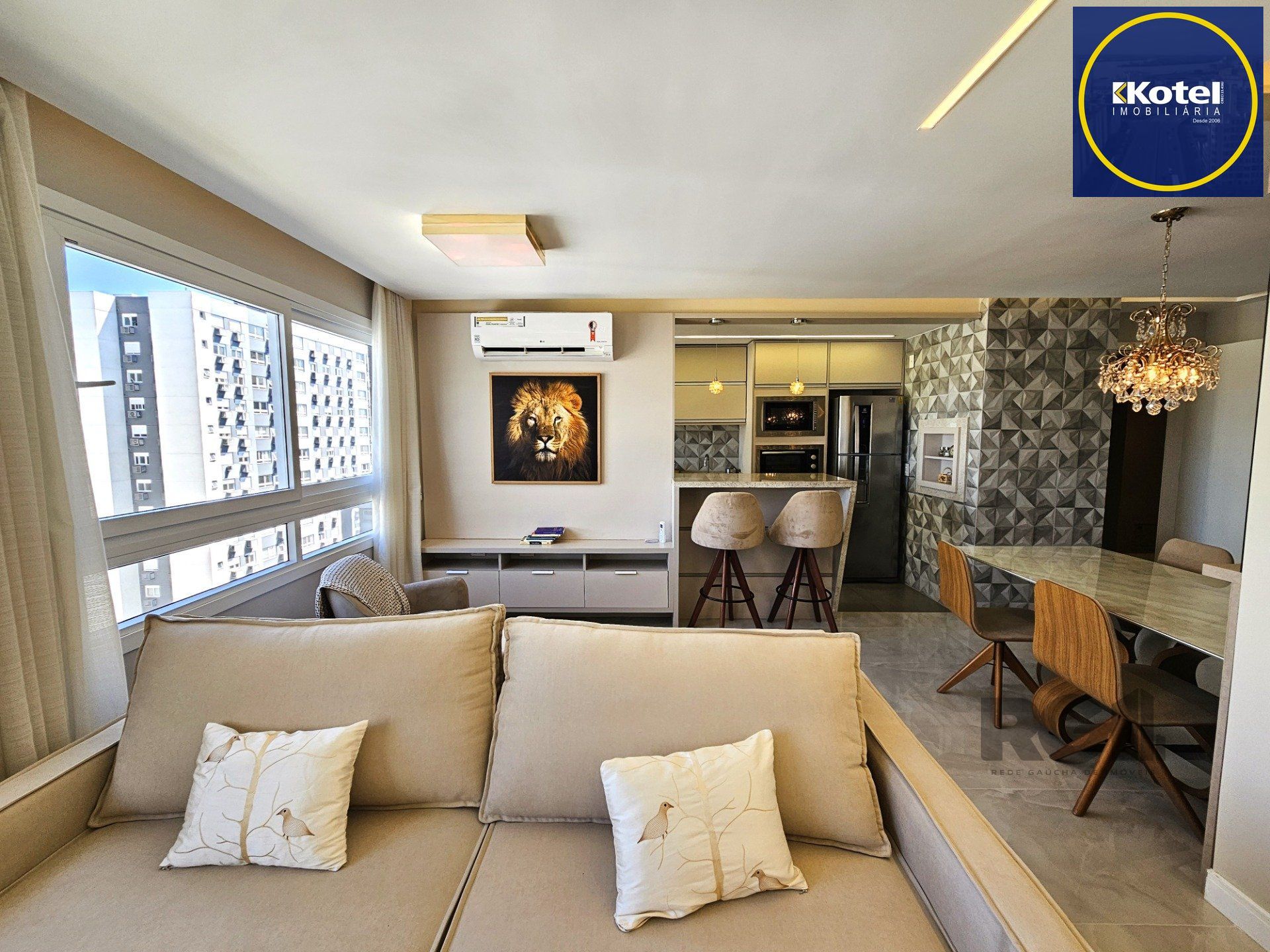 Apartamento para Venda - 67.43m², 2 dormitórios, sendo 1 suites, 2 vagas - Jardim Lindóia