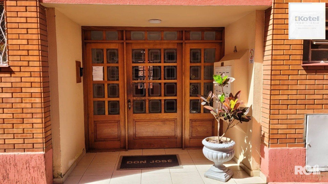 Apartamento com 2 dormitórios, 1 vaga, no bairro Teresópolis, Porto Algre, RS — foto 4
