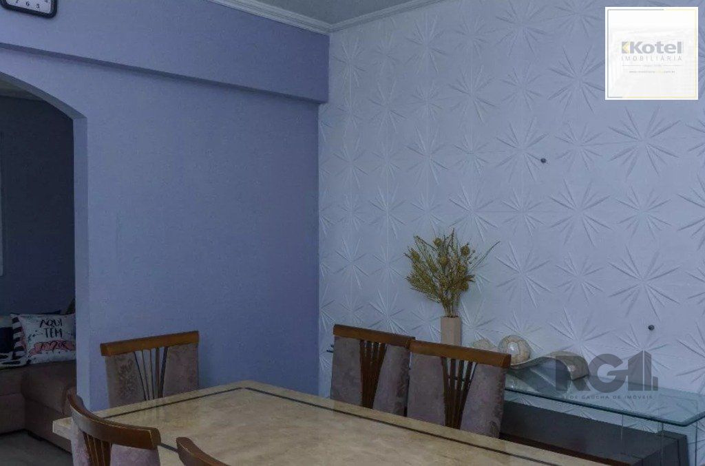 Casa 164m², 3 dormitórios, 3 vagas no bairro Jardim Carvalho