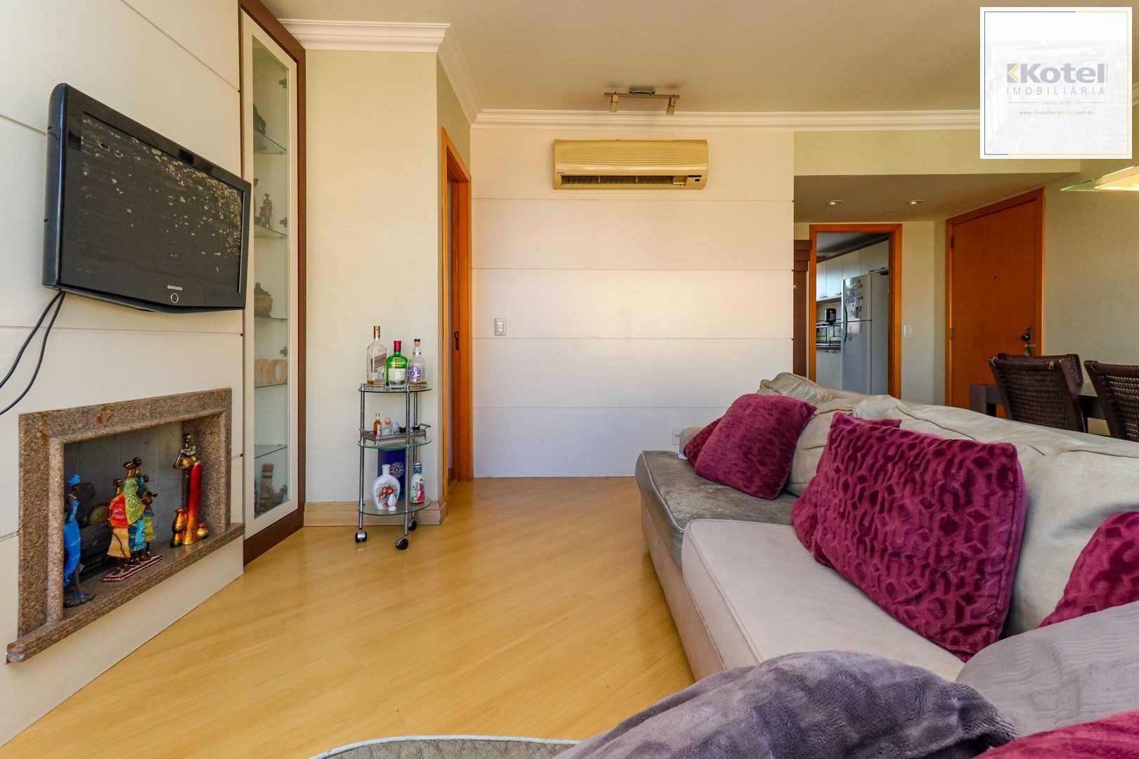 Apartamento Impecável com Vista Panorâmica, 2 Suítes e Living Ampliado