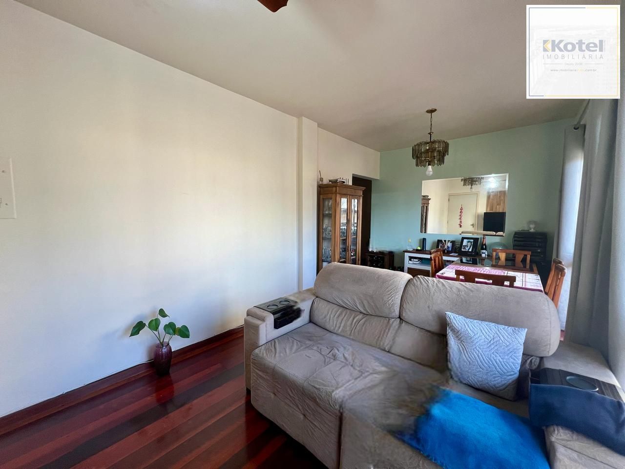 Apartamento 3 dormitorios, 1 suite, 2 vagas de garagem mais dependência de empregada no bairro tristeza. — foto 3
