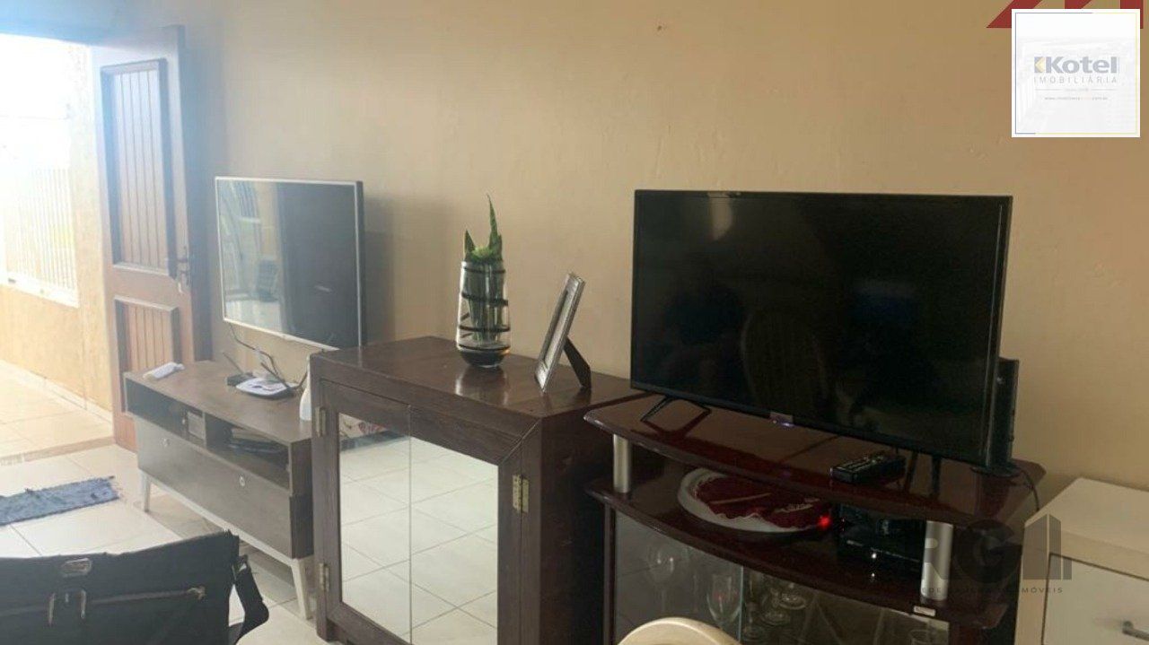 Sobrado em Trmandai com 2 suirtes, 2 banheiros, 1 vaga, churrasqueira e varanda. — foto 4