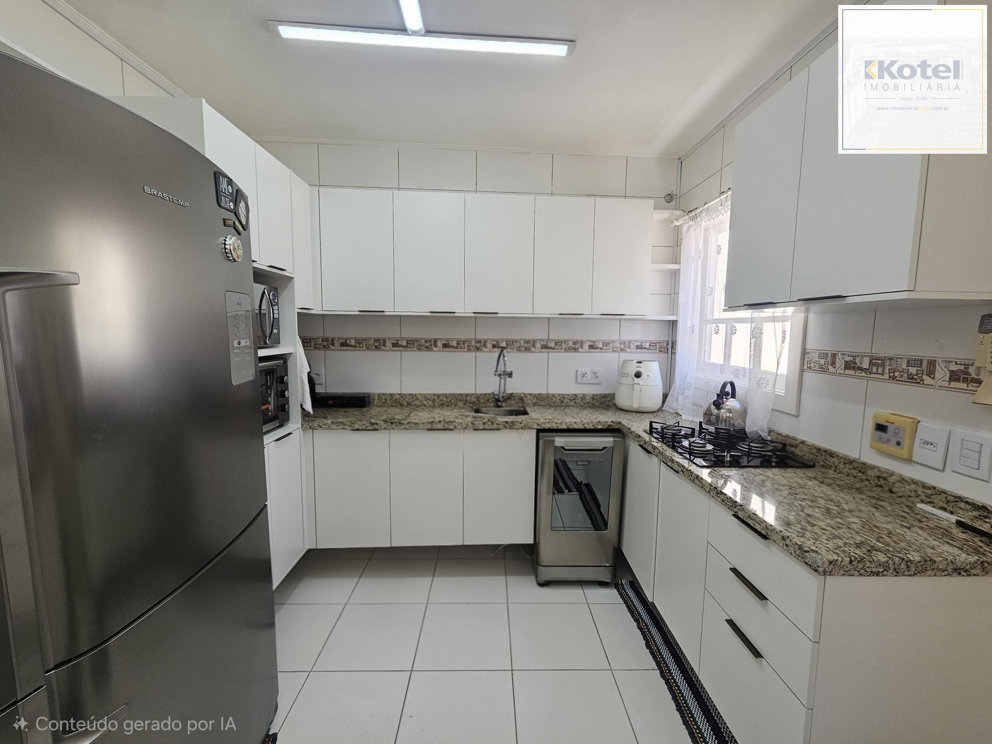 SOBRADO COM 3 SUÍTES + DORMITÓRIOS NO TÉRRREO | PISCINA | E MUITO MAIS — foto 4