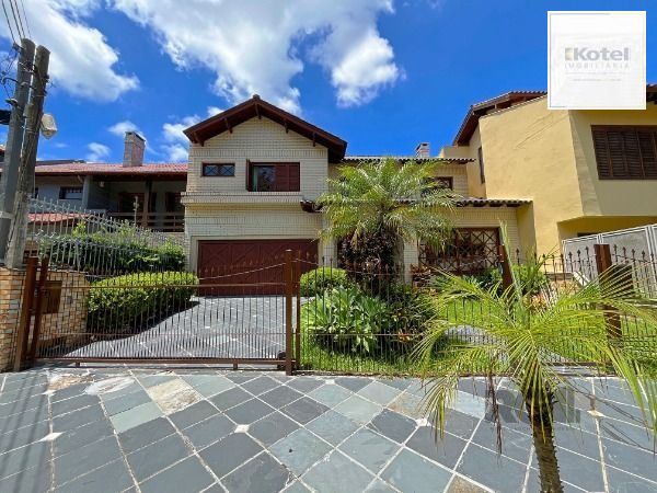 Casa em Porto Alegre, no bairro Ipanema, com 3 dormitório(s), e 3 banheiros, à venda. — foto 3