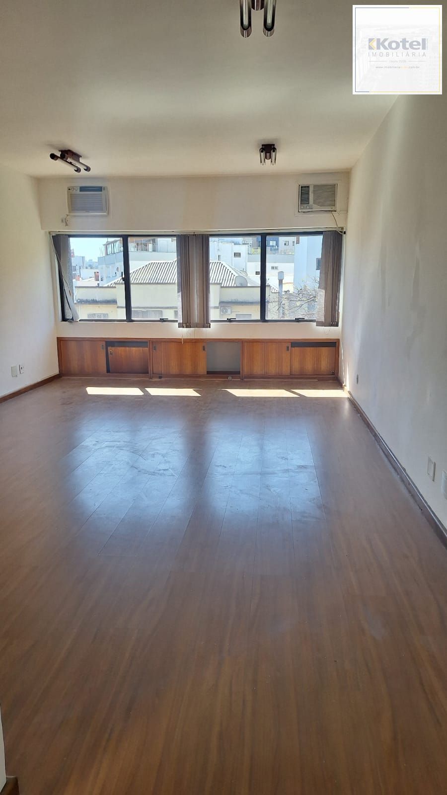 Sala Comercial 1 quartos à venda, 41m², Petrópolis - Porto Alegre
