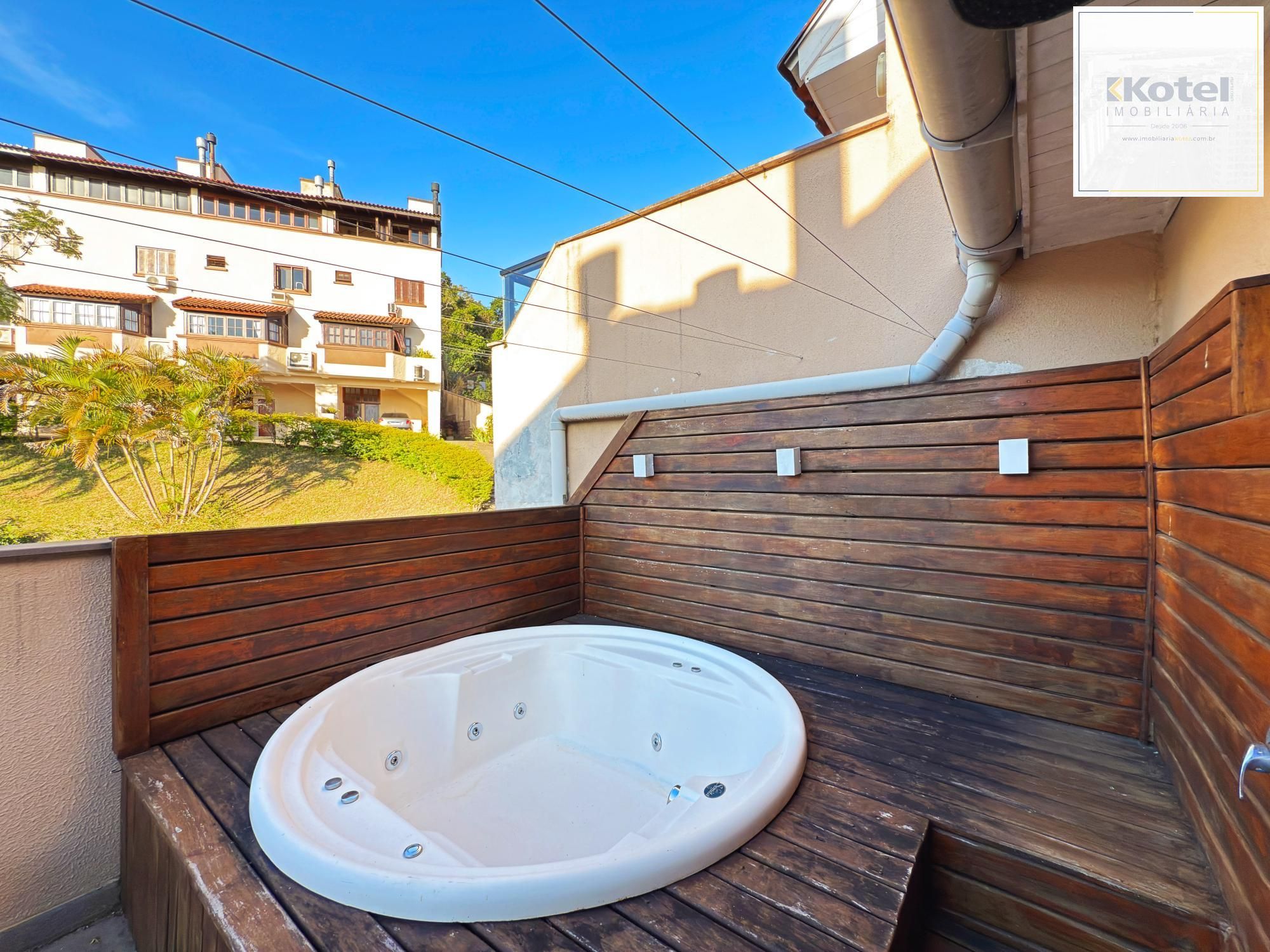 Casa de Condomínio 3 quartos à venda, 5m², Pedra Redonda - Porto Alegre