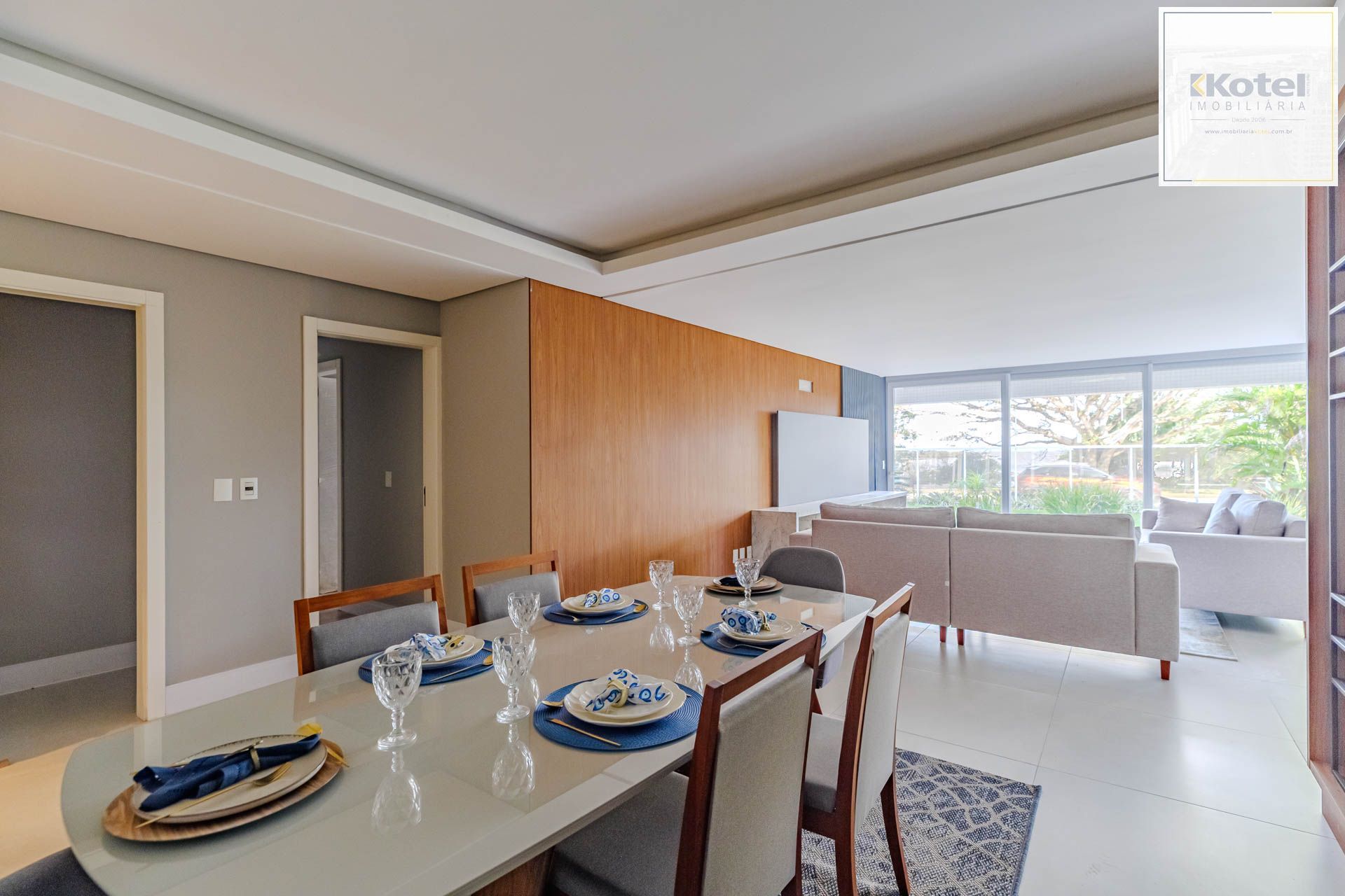 Apartamento - 3 dormitórios, sendo 3 suites, 4 vagas - Vila Assunção — foto 3
