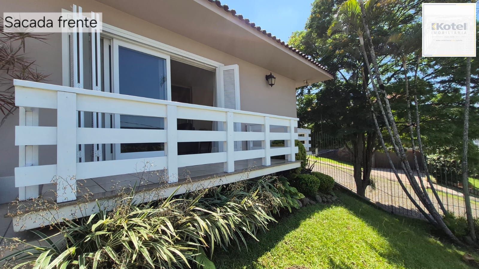 Excelente casa de 4 dormitórios, 1 suíte e 2 vagas em Novo Hamburgo. — foto 2