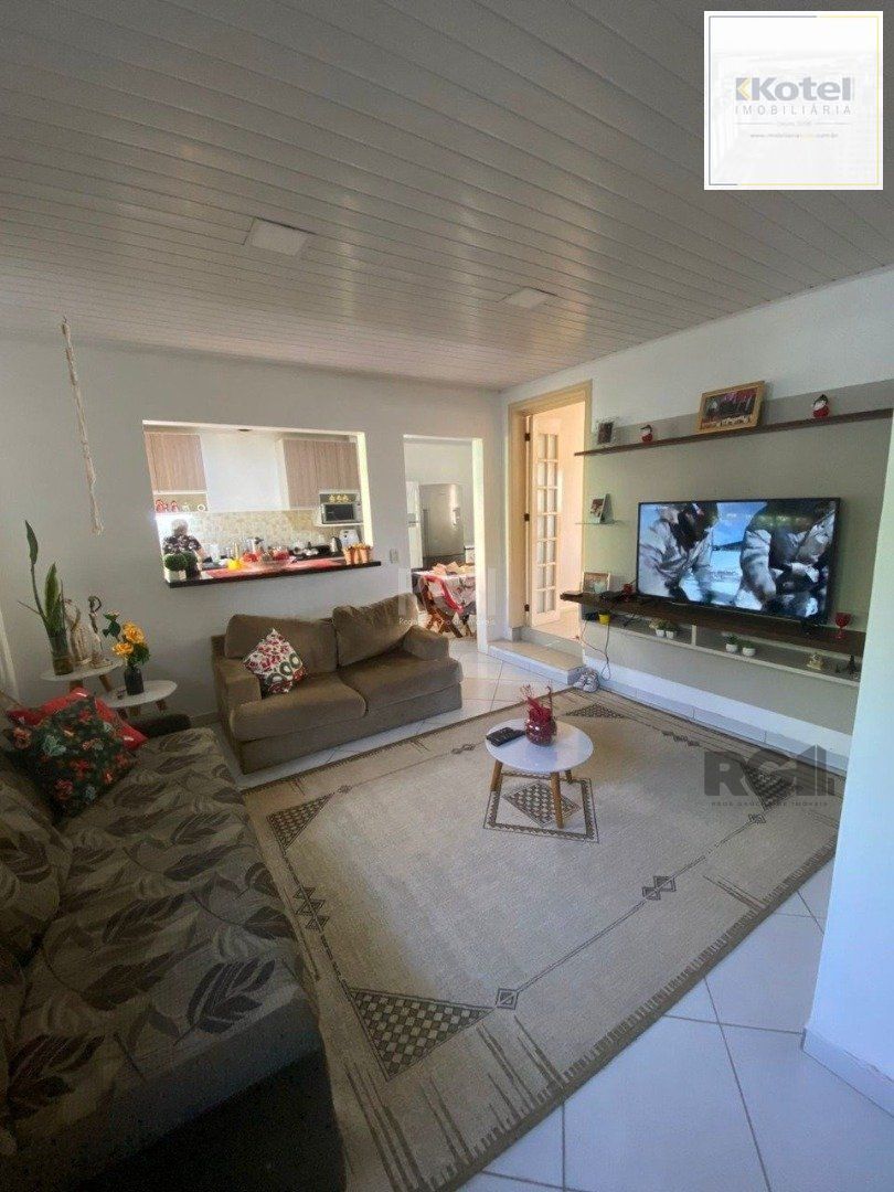 Casa para Venda - 250m², 3 dormitórios, sendo 1 suites, 2 vagas - Cristal — foto 2