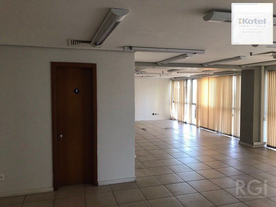 Conjunto/Sala para Venda - 90m², 0 dormitórios, Centro