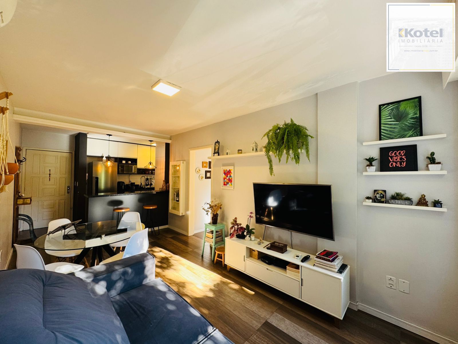 Apartamento Reformado, Ensolarado e a Poucos Passos da Redenção — foto 3
