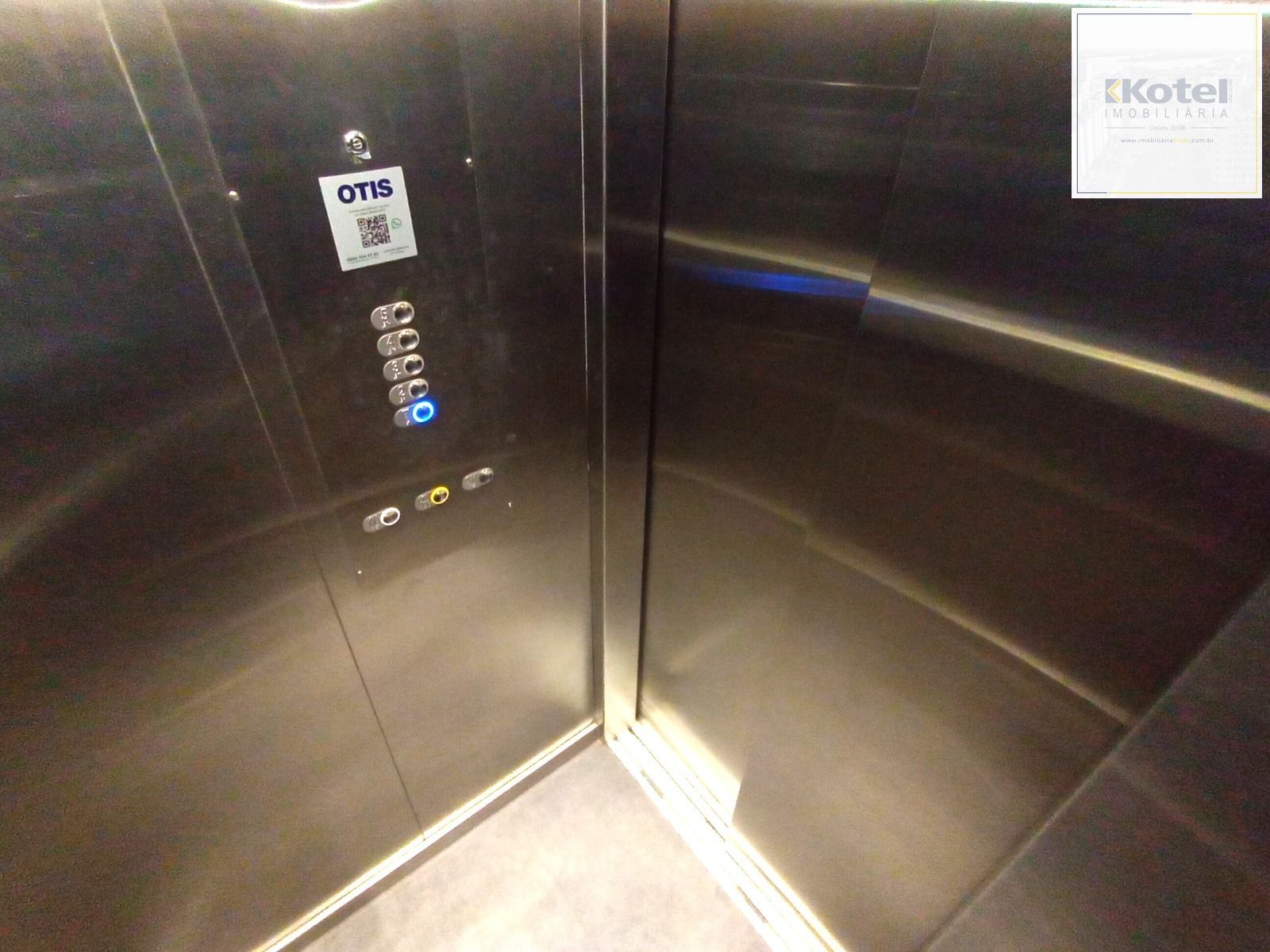 Sala Comercial, 1 sala, à venda, 37 m², Menino Deus - Porto Alegre — foto 5