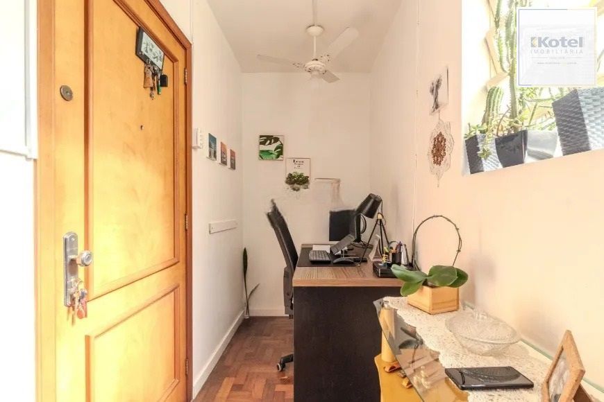 Apartamento de 3 Dormitórios com Garagem à Venda no Rio Branco, Próximo à Redenção