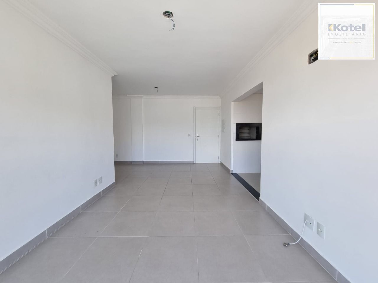 Apartamento 02 Dormitórios Com Sacada Bairro Tristeza — foto 5