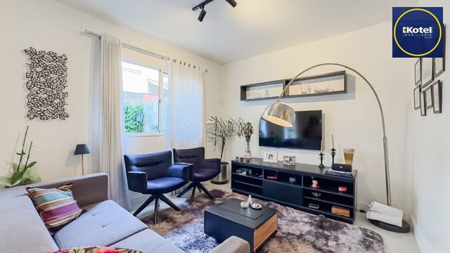 Casa em condomínio com 4 quartos suíte master e amplo patio , Bairro Ecoville