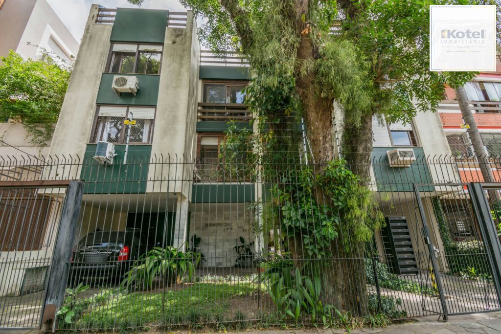 Cobertura 2 quartos, 2 vagas à venda no Petrópolis.