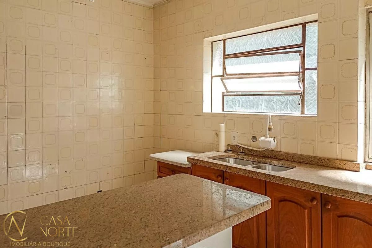 Apartamento à venda com 2 quartos, 64m², Rua Vicente da Fontoura no bairro Farroupilha em Porto Alegre