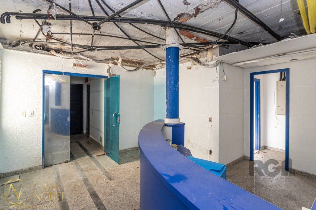 Sala Comercial à venda , 193m², Avenida Senador Salgado Filho no bairro Centro Histórico em Porto Alegre