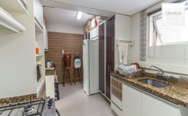 Apartamento no bairro Petrópolis de 2 dormitórios e vaga — foto 5