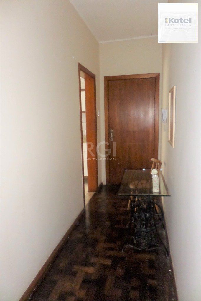 Apartamento 3 dormitórios Menino Deus Reformado e Desocupado
