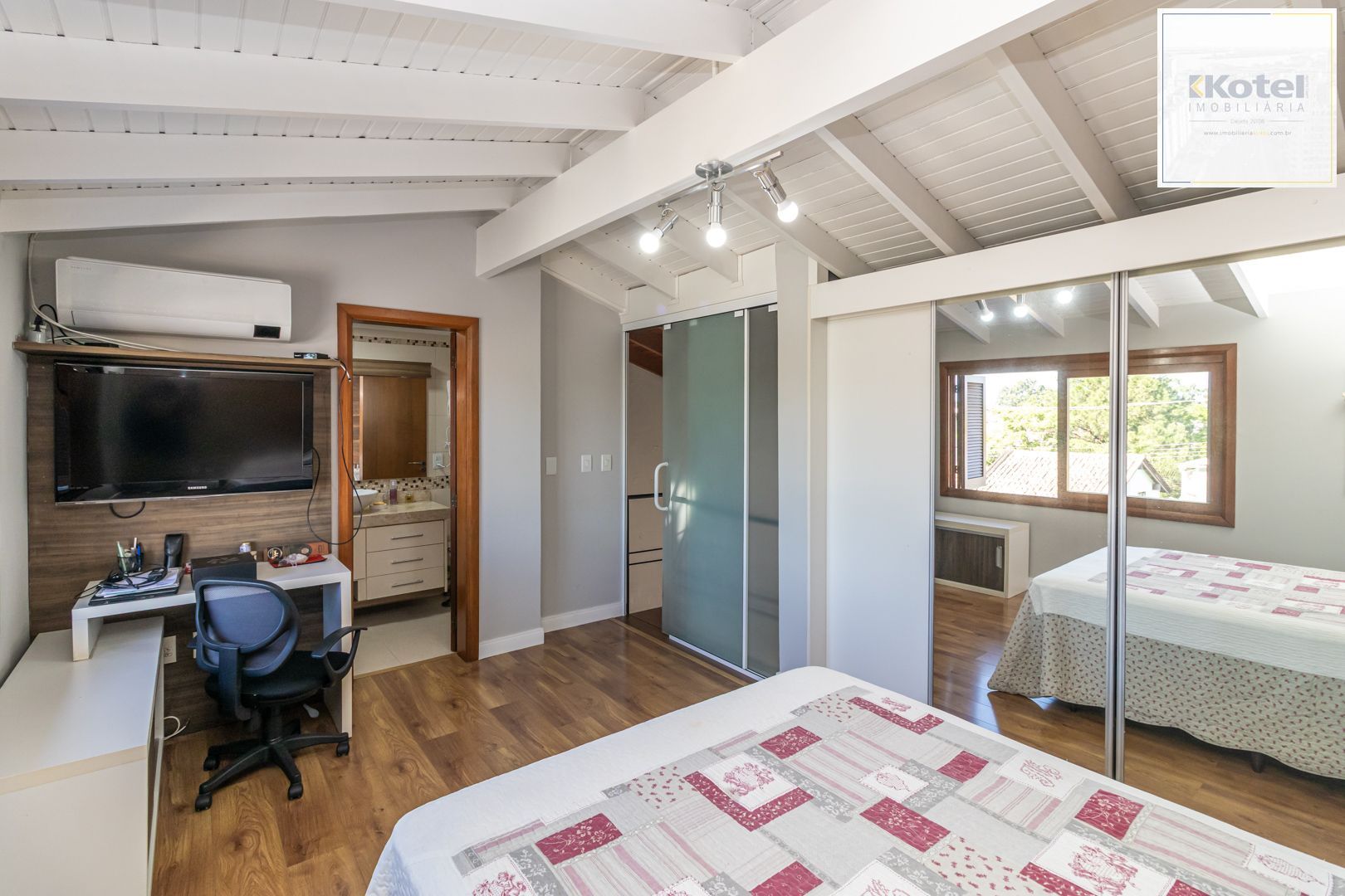 Casa com 3 Quartos à venda, 141m² - Hípica — foto 3