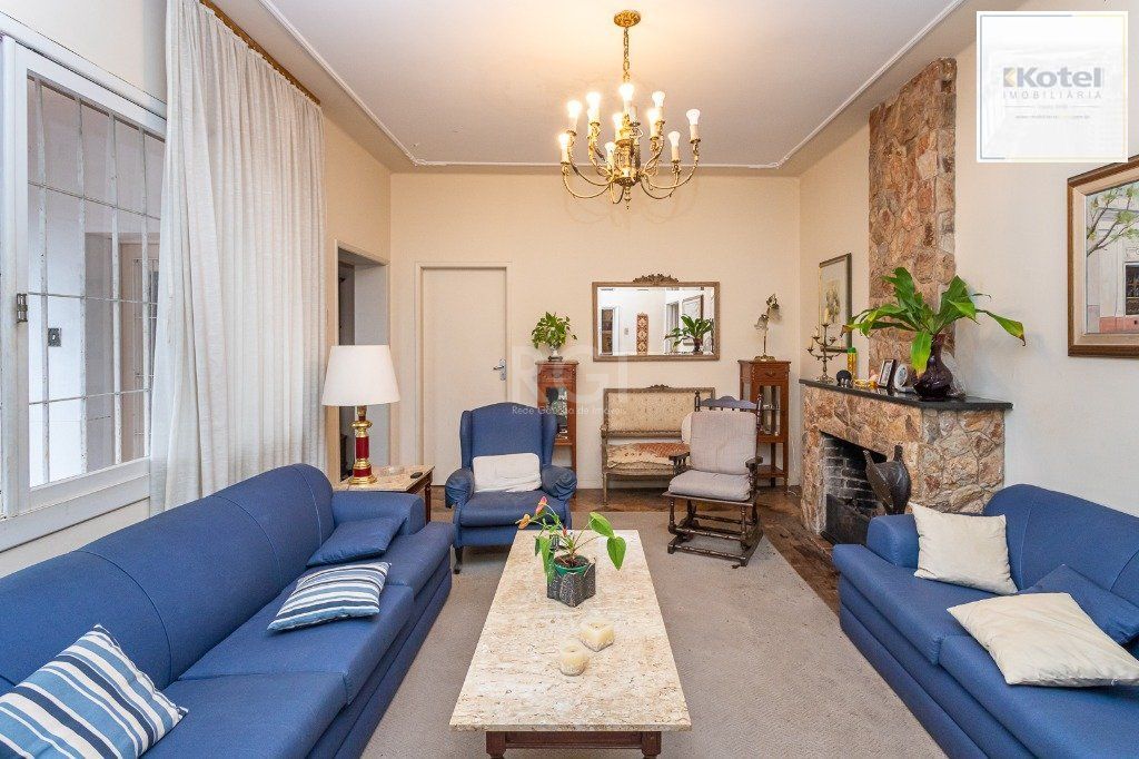 Casa no bairro Petrópolis de 3 dormitórios — foto 4