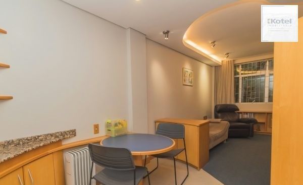 Sala comercial no bairro Petrópolis mobiliada
