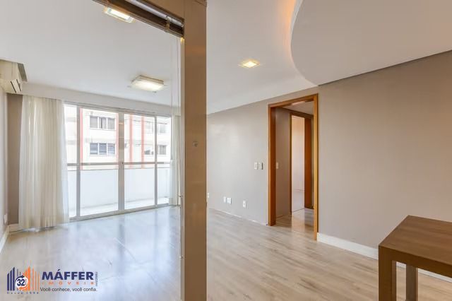 Apartamento de 3 quartos, elevador e 1 vaga de garagem em Canoas.