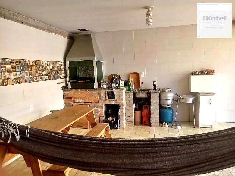 Casa  com piscina 3 dormitórios e 2 Costa e Silva Zona Norte de Porto Alegre