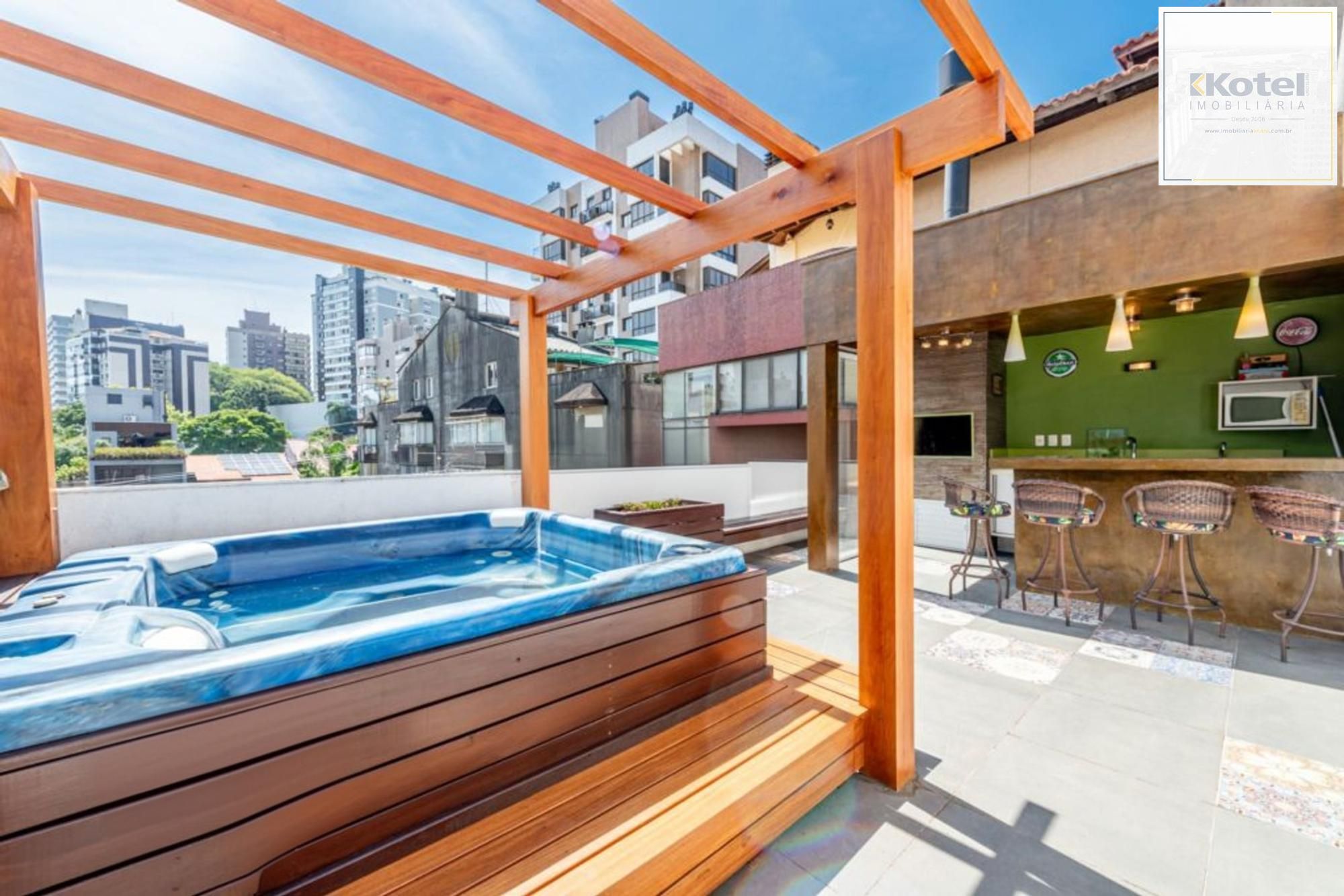 Cobertura com 2 quartos, Jacuzzi, Área gourmet e vaga coberta bairro Rio Branco