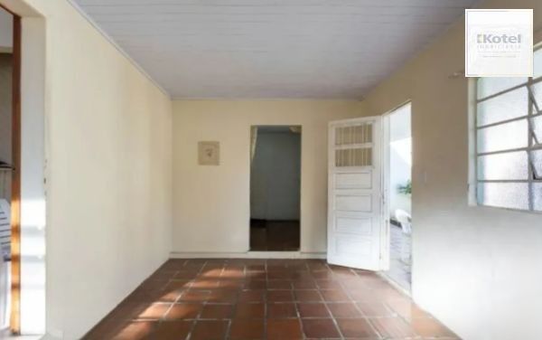 Casa no bairro Jardim Itú com edícula e 3 vagas