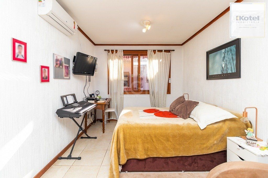 Casa Condominio para Venda - 239.9m², 3 dormitórios, Santa Tereza