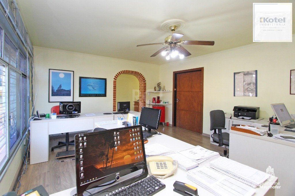 Casa para Venda - 500m², 5 dormitórios, sendo 2 suites, 5 vagas - Menino Deus — foto 4